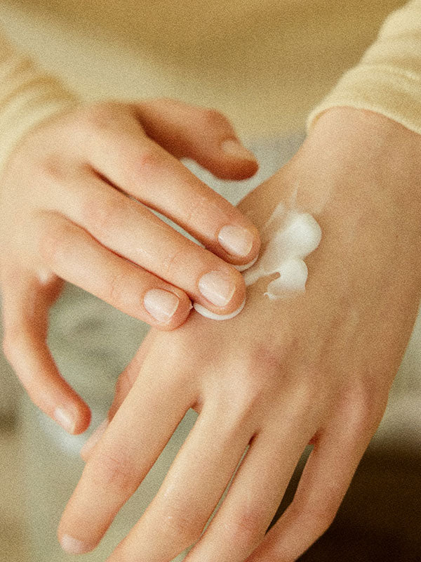 hetras. Perfume Essence Hand Lotion | 515ml