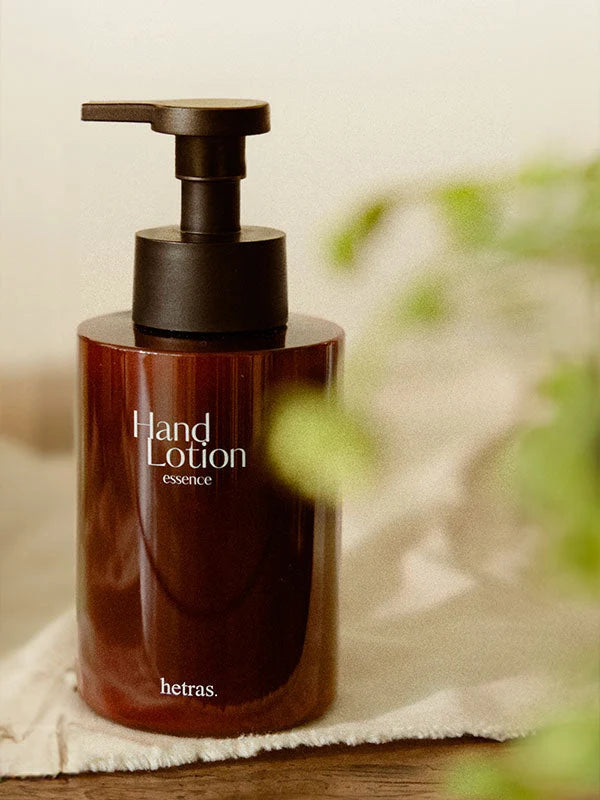 hetras. Perfume Essence Hand Lotion | 515ml