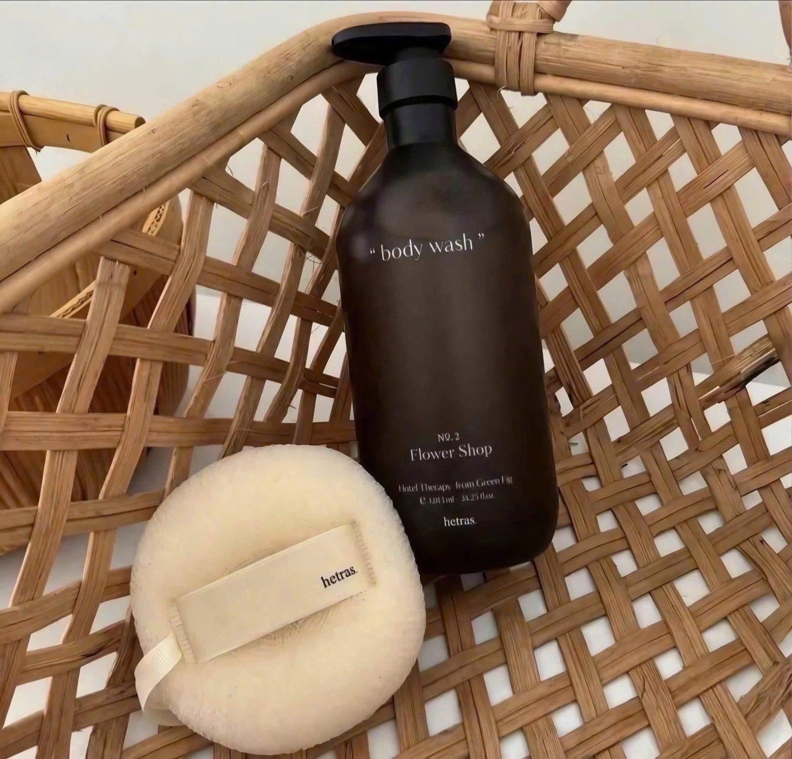 hetras. Hotel Therapy Body Wash | 1013ml